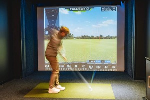 Golf & Sports Simulator Lounge (30) - Swing Suite