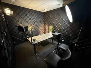 Soundproof Podcast Studio (5) - Oakland Echo