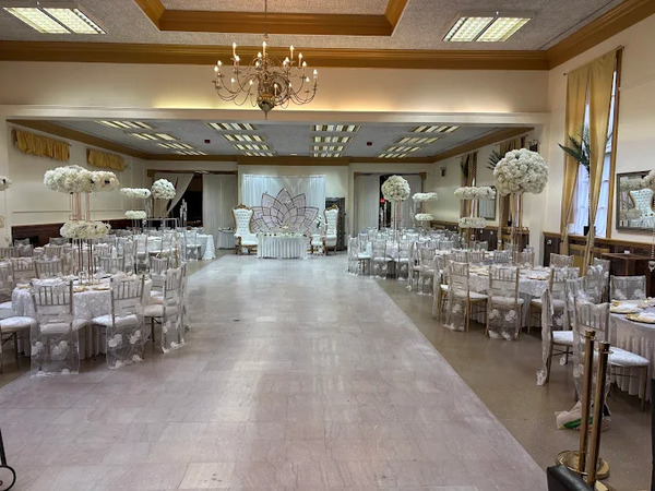 Mae’s Hall