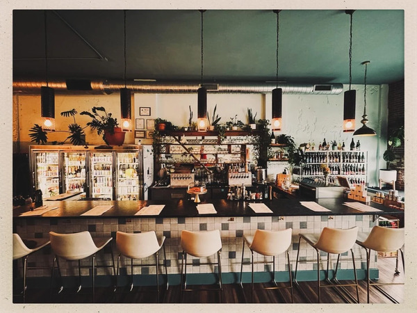 Botanist and Barrel Tasting Bar