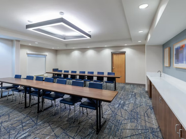Holiday Inn Express & Suites Vicksburg