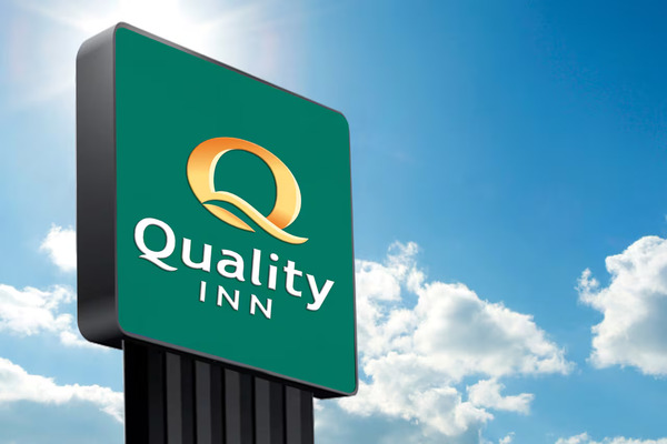 Quality Inn & Conference Centre Calgary - Macleod Trail