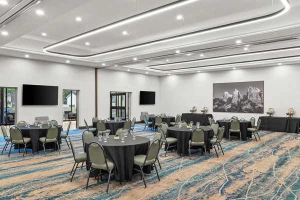 The Cairn Hotel, an Ascend Collection Hotel