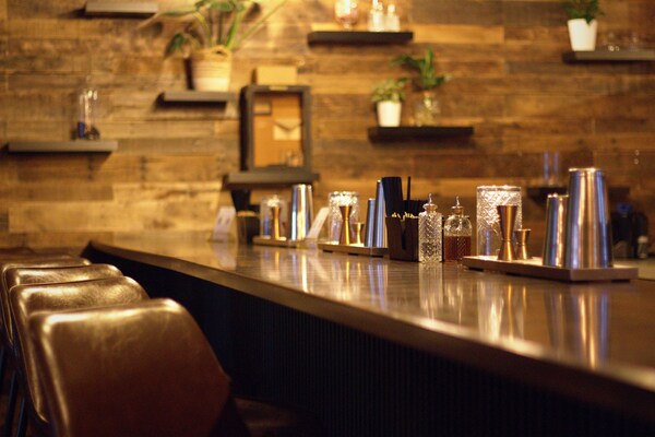 Luckeys Distillery & Cocktail Bar