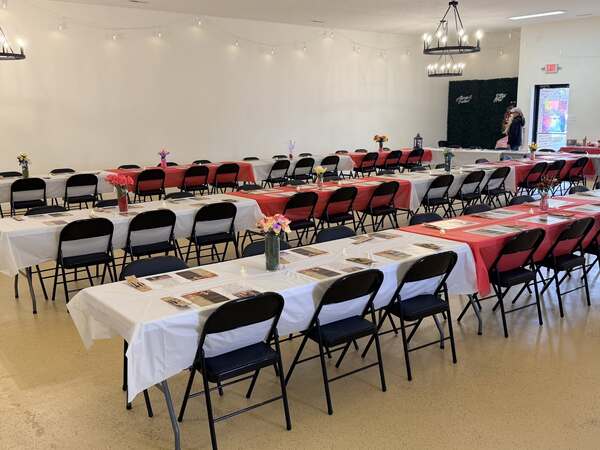 4 Seasons Event Center LLC