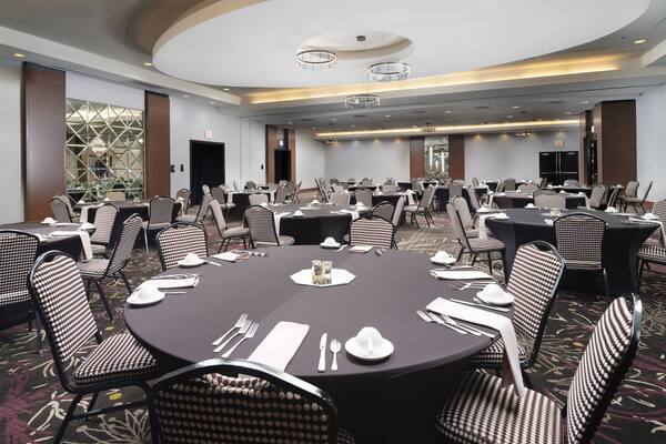 DoubleTree by Hilton Hotel Chattanooga Downtown