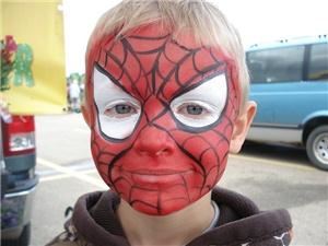 Giggles Faces N Glitter