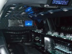 Oakville Limo & Oakville Taxi