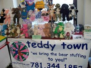 Violet the Clown and Teddy Town