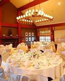 A Mode Events- chair cover and linen rentals