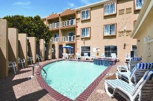 Comfort Suites DFW Airport