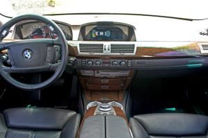 LUXOR LIMO - Saint Petersburg