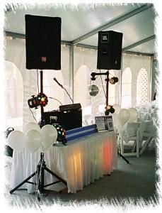 CHICAGO IL AAA DIAL A DJ quality PHOTO BOOTHS & expert KARAOKE Service - Chicago